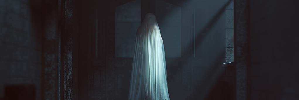 Oscuro y sobrenatural, una estética entre monstruos y fantasmas